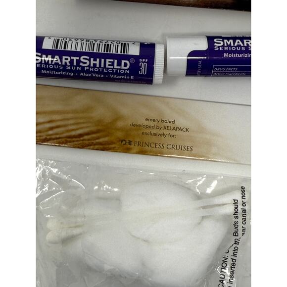 Princess Cruises Toiletry Set Of 7 Room Spray Sizzle Mitt Lip Balm Eye Gel Mask - Picture 6 of 16